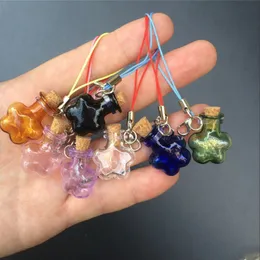 Mini korkar glasflaskor med hummer lås nyckelkedjor DIY plommon blomma formade flaskor gåvor burkar pendants blanda 7 färger 10 uppsättningar