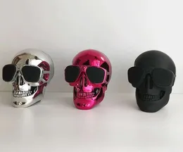 The skull Bluetooth speaker of 2020 supports multi-connection voice calling function. The 400AH can connect with the magnetic 57mm inside th