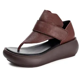 2020 Nya Sommar Kvinnor Full Äkta Läder Tjock Bottom Wedge Classic Retro Ljus Fashion Casual Sandals 0928