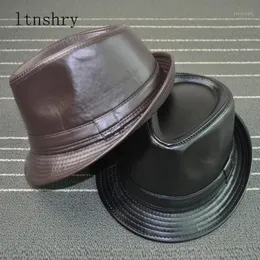 2020 Solid Färg Leather Man's Hat Wide Brim Stetson Fedoras Brittiska hattar för män / Kvinnor Gentman Black Monterad Jazz Hip-Gorras1