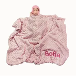 Namn Personlig Nyfödd Baby Blanket Swaddling Baby Gift Sängkläder Swaddle Berber Bubble Toddler Crib Bed Stroller Blanket LJ201014