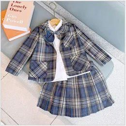 2021 New Spring Autumn Girls Passing Clothes Sets Coats + SHIRTS + Bowtie + Skirts 4PCS Set Söt barnkläder Baby Girl Clothes