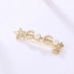 Classic designer Pearl crystal letter Hair clips headband Jewelry fashion women Accessories