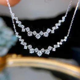 1CT uśmiech wisiorek luksusowa biżuteria 925 srebro wysokiej jakości okrągły krój biały topaz CZ diament 18K białe złoto kobiety obojczyk naszyjnik