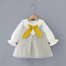 0-3 Y Baby Girlsドレス服弓プリンセス長袖ベビードレス女の子の誕生日パーティードレス幼児ガール服LJ200921