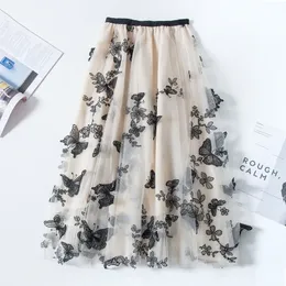 Lång tyllkjol Kvinnor Vintage Butterfly Brodery Elastic High midja A-Line Mesh Pleated Female Midi Faldas Jupe W220314