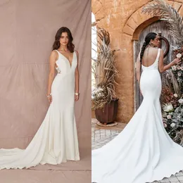 2021 Mermaid Bröllopsklänningar Sexiga Spaghetti Straps Satin Brudklänningar Skräddarsydda Baklösa Sweep Train Wedding Dress Robe de Marie