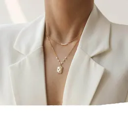 Women Gold Star Pendant Necklace Pearl Zircon Necklace Clavicle Chain Europe and America Fashion Casual Necklace