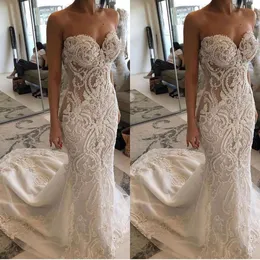 2023 Arabic Luxurious Mermaid Wedding Dresses Sweetheart Sleeveless Lace Appliques Crystal Beading Long Illusion Formal Bridal Gowns Cutaway Sides