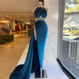 Seksowna wysoka szyja Blue Velvet Prom Dress Mermaid Bead Split Formal Party Nosić Custom Size Girl Celebrity Suknia Wieczorowa Robe de Soire
