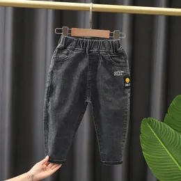 Jeans Abbigliamento per bambini Pantaloni 2022 Primavera Autunno Baby Stretch Boy Girl Versione coreana dei pantaloni 2-6 anni