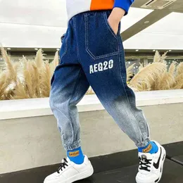 Jean Pants Boy Denim Pant Kid Jean Trousers Children Autumn Loose Cotton Letter Elastic Waist Bottom for Teenager 110 To 170 G1220