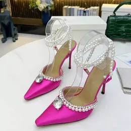 Spiczaste Toe Silk Satin High Heel Sandals Kobiety Kryształ Pearl Chain Decor Kostki Strappy Pompy Sexy Wedding Bride Shoes 2022