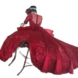 Elegancka Burugndy Quinceanera Dresses 2021 V Neck Lace Aplikacje Frezowanie 3/4 Długie Rękaw Suknia Balowa Słodka 15 16 Sukienka Plus Size
