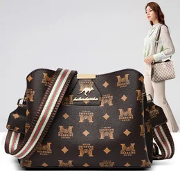 Messenger Bag 2021 Ny Mode Mångsidig Atmosfär Handväska Mommy Outdoor Travel Trend Single Shoulder Kvinna