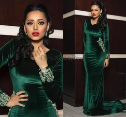 Elegant Green Muslim Evening Dresses Velvet Beaded Long Sleeve Prom Dresses Vintage Mermaid Formal Evening Gown robes de soirée 2021 Cheap