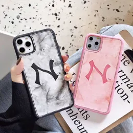 Stylista iPhone Case iPhone 11 / 11PRO / 11P MAX / XSMAX 7P / 8P 7/8 XR XR x / XS Casauual Prinet Wysokiej Jakości Projektanci Telefon Czarny Różowy Kolor