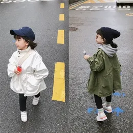 Autumn korean style baby girls fashion long sleeve trench coats 2-6 years solid color loose casual Lashing coat children jackets 201106