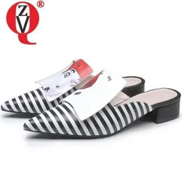 Zvq moda terlikleri kadınlar sivri uçlu deri 3.5 cm topuklu sandaletler yeni stil kadın katırlar marka yaz ayakkabıları y200423 gai gai gai