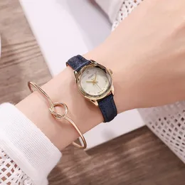 Armbanduhren Frauen Trendy Mode Uhr Damen Lederband Japan Quarzuhren Wasserdicht Luxus Shell Gold Mädchen Uhr Student Reloj Muje