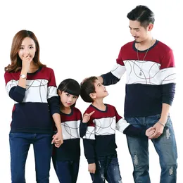 Family Matching Outfits Spring Autumn Mother Daughter Father Son Boy Girl Cotton Clothes Set Plus Size Family Clothing 220310