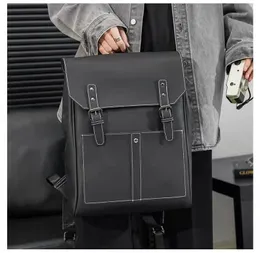 Designer skolväskor datorväska stor kapacitet ryggsäck mjukt läder mode handväska för man Business Casual Handbag resväska Enkel design Koreansk stil HBP