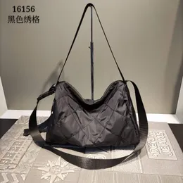 LY320卸売バックパックファッション男性女性バックパックトラベルバッグスタイリッシュブックバッグショルダーバッグバッグパックハイガールボーイズスクールHBP 40126