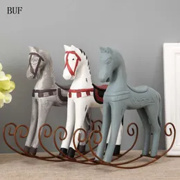 BUF الحديثة أوروبا نمط طروادة الحصان تمثال الزفاف ديكور الخشب الحصان الرجعية المنزل الديكور اكسسوارات هزاز الحصان زخرفة T200703