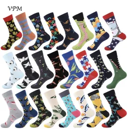 VPM Gekämmte Baumwolle Herrensocken Harajuku Bunte Glückliche Lustige Bär Fisch Lange Warme Kleid Socken für Männliche Hochzeit Weihnachtsgeschenk T200916