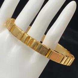 Designer amor pulseira para mulheres homens luxurys designers ouro pulseira hip hop mens letra pulseiras para menina D2112223Z