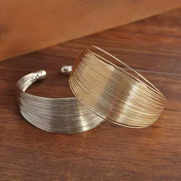 Nya Kvinnor MultiLayer Open Wide Style Bangle Smycken Kvinnor Uttalande Smycken Bangles Christmas