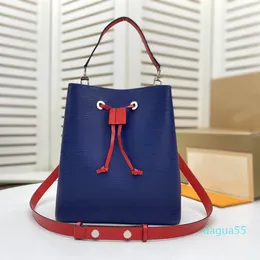 Drawstring 버킷 숄더 백 핸드백 지갑 고품질 크로스 바디 가방 물 리플 쇠가죽 채찍 손잡이 탈착식 Drawstring 클로저