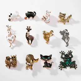 Zinc Alloy Cute Deer/Cat/Owl/Dog/Frog/Seahorse Animal Rhinestone Painting Oil Brooch Women's Gift