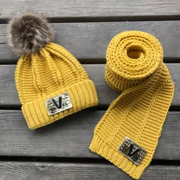 Winter Baby Kids Boy Girls Solid Caps Scarf Warm Wool Knitted Cute Letter Hat Beanie Scarf 2pcs Set Children Neck Warmer Cap Y2010335z