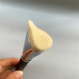 Backstage Contour Makeup Brush N15 - Syntetyczne idealne twarz rzeźbiące proszki Mieszanka szczotek wykończenia