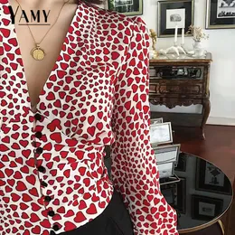 Long sleeve crop top womens tops and blouses heart print tunic buttons women shirts Korean fashion clothing vintage streetwear T200321