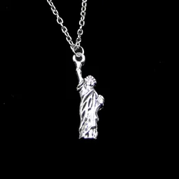 Mode 34 * 10mm Staty av Liberty New York Pendant Halsband Länkkedja för Kvinna Choker Halsband Kreativ smycken Party Present