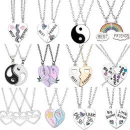 Fashion Best Friends Honey Love Couple Pendant Necklace2 Pcs/ Set Rainbow Broken Heart Choker Gift Friendship Jewelry Wholesale G220310
