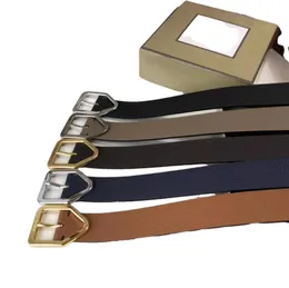 Tom Belts 2022 Hombres Mujeres Cuero genuino Tom Belt Moda Venta al por mayor Accesorios de ropa masculina Pretina de negocios Hebilla grande con caja