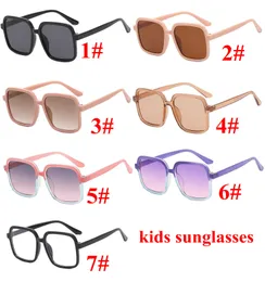 Gafas de sol para niños Gafas de sol para niños Niños Niñas Gafas de moda Lentes de recubrimiento Protección UV 400 7 colores Gafas de sol cuadradas para niña NUEVOS estilos 10PCS nave rápida