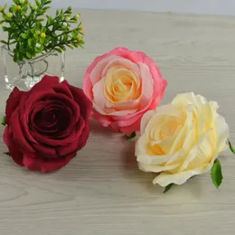 20pcs 10cm人工的なバラの花の頭のシルク装飾的なフラワーパーティーの装飾の結婚式の壁の花の花束白人人工バラの花束