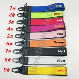 Fashion Designer Keychains Classic Key Ring Men's and Women's Fashion Decoration Key chain Phone Bag Hanging Buckle Car Keychain Letter Signature (With Packaging)