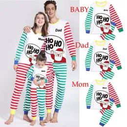 Familj Matchande Julkläder Outfits Pyjamas Set Xmas Vuxen Mamma Dotter Färg Stripe Skriv ut Nightwear Sleepwear Suit LJ201111