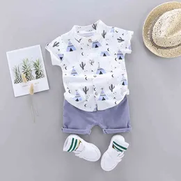 2022 1-4 år spädbarn baby pojkar kläder uppsättning tecknad t-shirt toppar + shorts sommar nyfödda casual outfits 2021 unisex barn kläder g220310