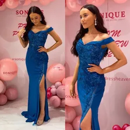 2021 Royal Blue Evening Dresses Off the Shoulder Elegant Side Slit Lace Applique Beaded Custom Made Plus Size Prom Party Gown