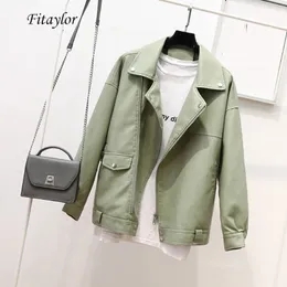 Fitaylor Autunno Faux Soft Leather Pu Jacket Women Loose Punk Coat Femminile Turndown Collar Moto Biker Rivetto Zipper Street Overcoat 201124