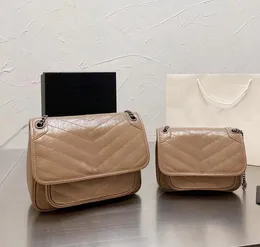 Lyxig handväska axelväska märke y-formad designer söm läder 8 färger damer metall kedja hög kvalitet clamshell messenger composite tote