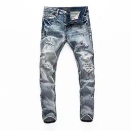Designer Jeans Distressed Men Jean Byxor Skinny Jeans Stickers Light Wash Ripped Long Blue Motorcycle Rock