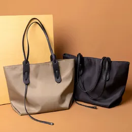 Bolsos de hombro impermeables de nailon, bolsos cruzados de diseñadores de lujo, bolsos de compras a la moda para mujer, bolsos de mano con cartera, bolso de mano tipo mensajero