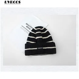 Beanie/Skull Caps Uvrcos Han Edition Stripe Hat with Velvet Ms. Qiu Dong Season Joker肥厚暖かい編み